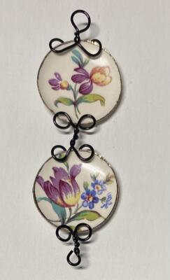 Platter i vægholder